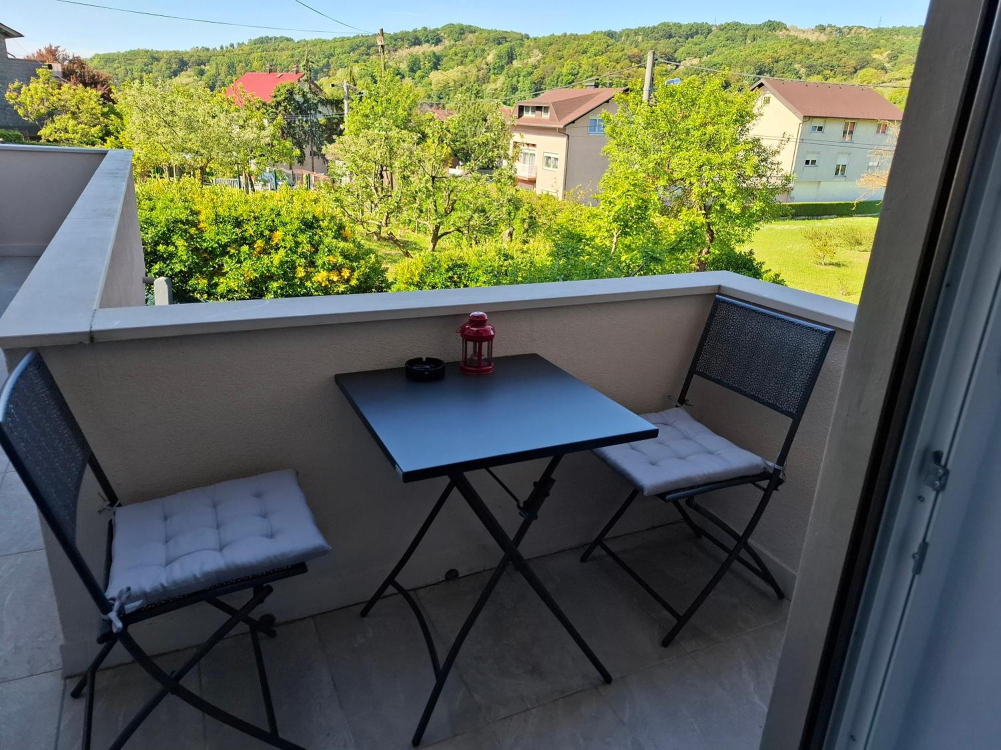 Apartman Folka Free Parking Zagreb Buitenkant foto