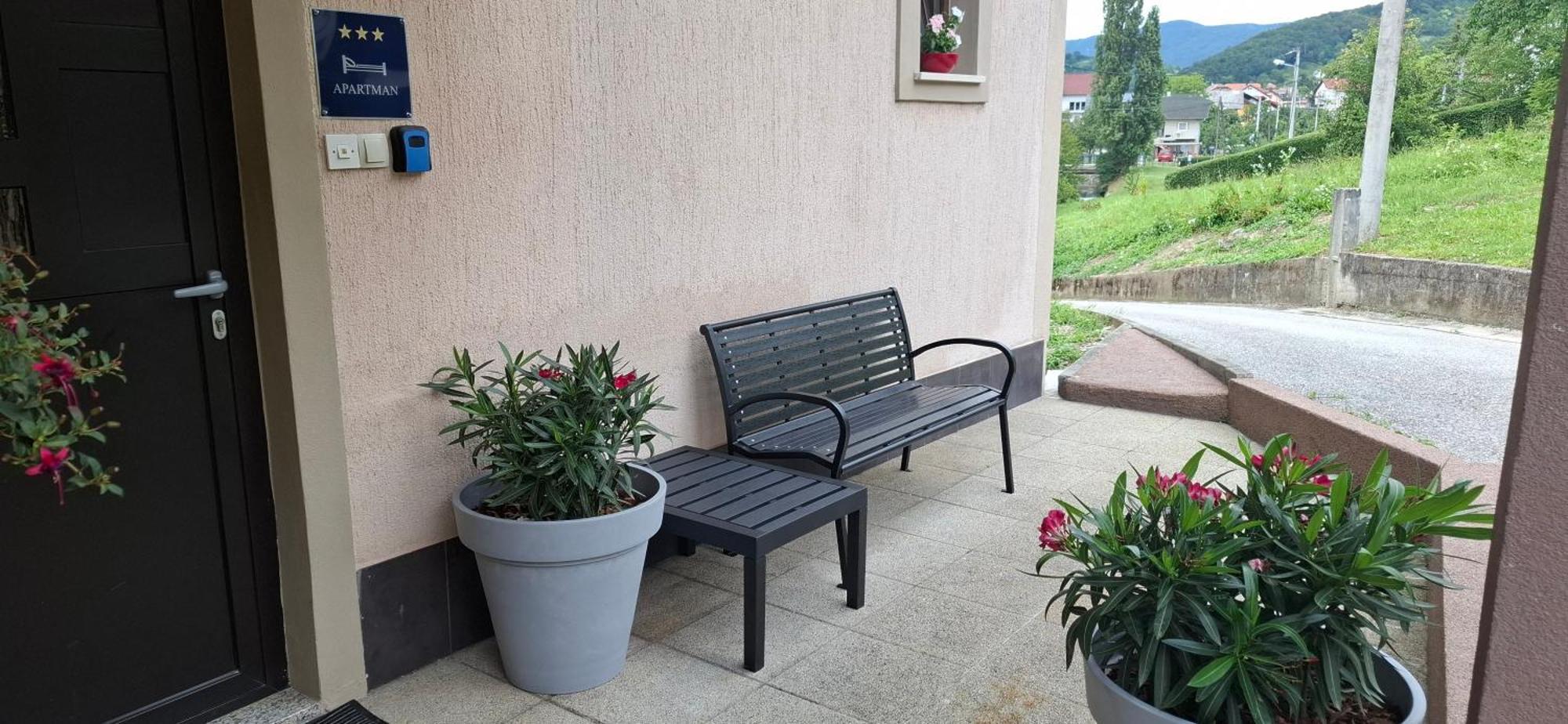 Apartman Folka Free Parking Zagreb Buitenkant foto